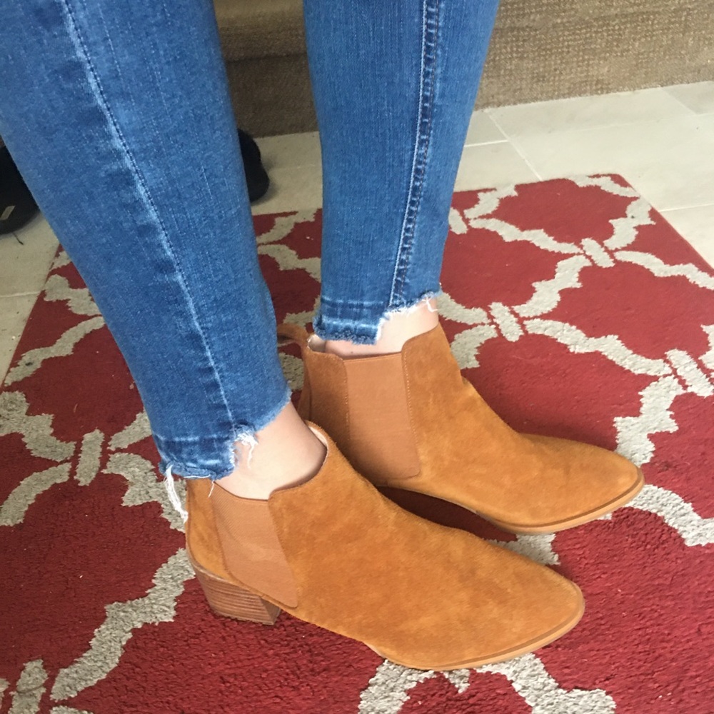 Brown Suede ankle booties